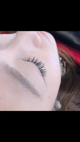 マツエク・マツパ 艶髪育成サロン 京橋　shinのヘアスタイル