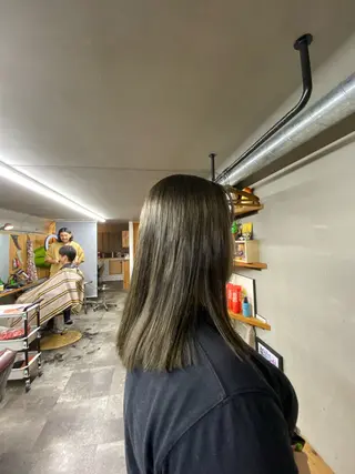ロング カラー brunt jet所属・関 晃哉のヘアスタイル