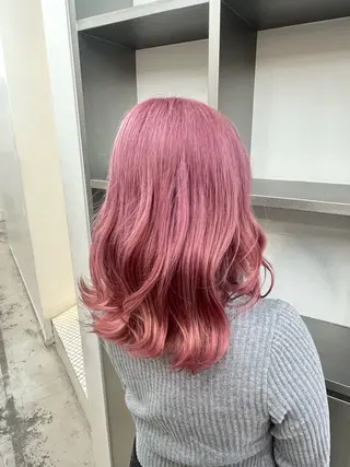 カラー ベージュ×艶🍨 mihoのヘアスタイル