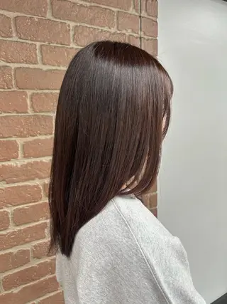 セミロング 東 希良里のヘアスタイル