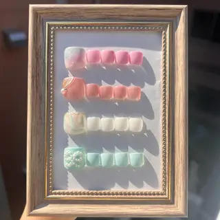 ネイル RIEKO🍒 ワンホン♡推しネイルのネイルデザイン