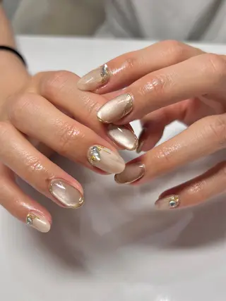 ネイル REHTOF |朝7時Open☀️のネイルデザイン