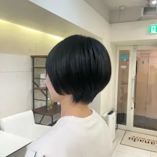 ショート ふくむら なるみのヘアスタイル