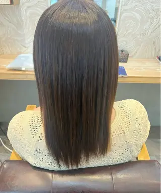 ミディアム 内山 涼香のヘアスタイル
