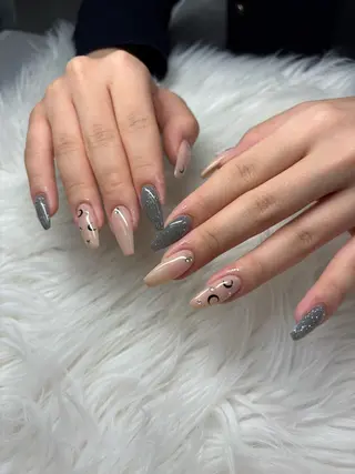 ネイル SHION  のネイルデザイン