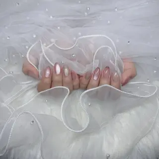 ネイル Momo🍑 【パラジェル取扱店】のネイルデザイン