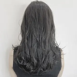 セミロング カラー エリアマネージャー 復活の大澤竜馬のヘアスタイル