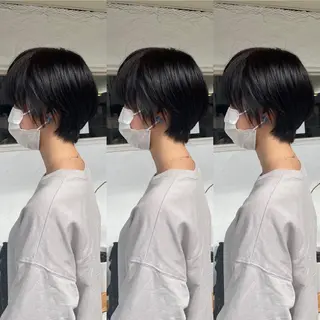 ショート カラー 正分 真美のヘアスタイル