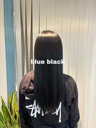 ロング カラー 伊藤 杏奈のヘアスタイル