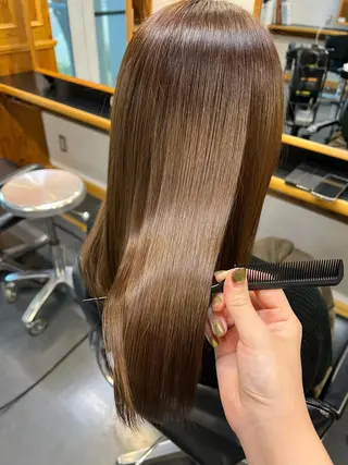 セミロング KOCHAB本山所属・三谷 はるなのヘアスタイル