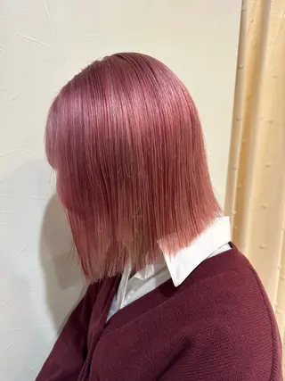 ショート 千葉ハイトーンカラー KASUMIのヘアスタイル