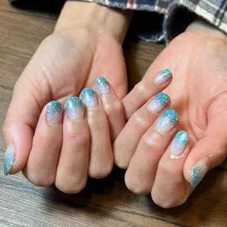 ネイル HENRIETTA NAILSALONのネイルデザイン