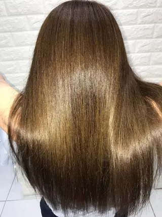ロング 20代半ば上質なへア ケア 髪質改善 大西のヘアスタイル