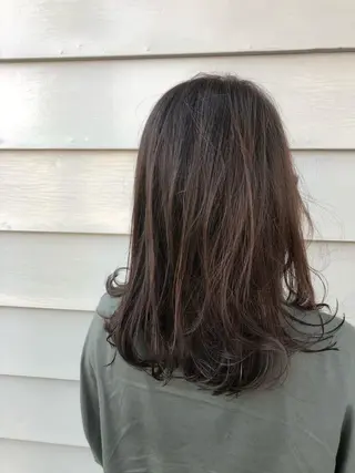 ミディアム 塔崎 りこのヘアスタイル