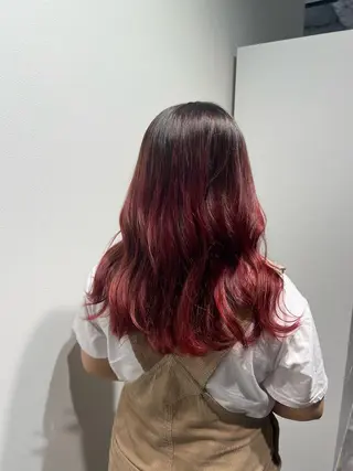 カラー 長谷 朋美のヘアスタイル