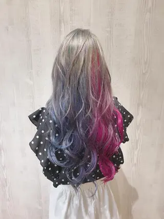 ロング カラー 斉藤 瞳のヘアスタイル