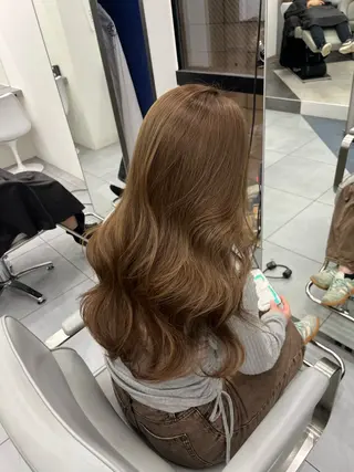 ロング カラー スワイプするのちょっ と待った艶髪/透明感のヘアスタイル