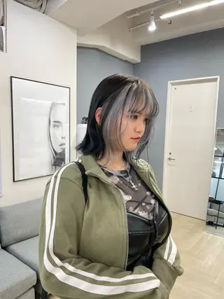 ミディアム akane .のヘアスタイル