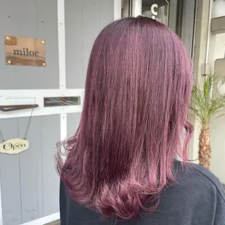 ミディアム カラー miloc那覇 MIKUのヘアスタイル