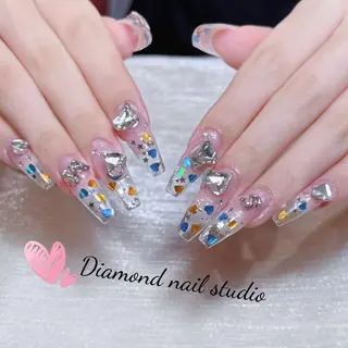 ネイル Diamond 🧚🏻‍♀️のネイルデザイン