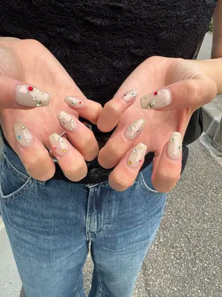 ネイル LAVISH nail salonのネイルデザイン