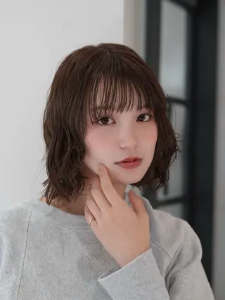 ショート パーマ 髪質改善カラー Unami 太田英寿のヘアスタイル