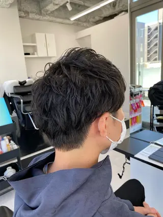 パーマ 三戸 修平のヘアスタイル