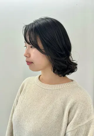 ミディアム パーマ コテ巻き風パーマ/ キミシマカイトのヘアスタイル