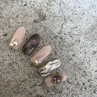 ネイル ビューティ サロンMIORAのマツエク・マツパデザイン