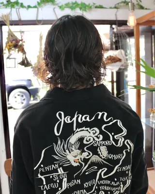 ミディアム パーマ メンズ 木村陸弥 透明感/ 赤み消し/オリーブのヘアスタイル