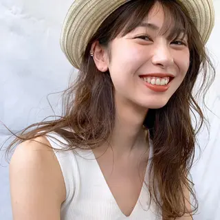 ロング カラー 上川 美幸のヘアスタイル