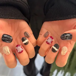 ショート 小川 柚香のネイルデザイン