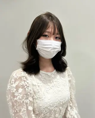 ミディアム 岡山 愛のヘアスタイル