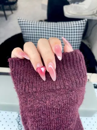 ネイル ChouChou NAIL SALON所属・サキ ChouChouのネイルデザイン