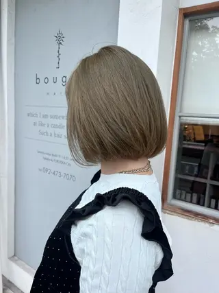 カラー ハラちゃんカット✂︎ 透明感🩵ケアカラーのヘアスタイル