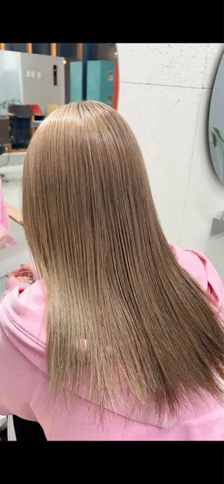 ロング カラー ヘアアレンジ 近藤 乃紀のヘアスタイル