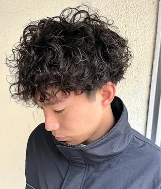 パーマ メンズ 猪原 海斗メンズパーマのヘアスタイル