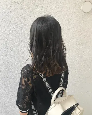 ミディアム カラー インナーカラー/天神 ブリーチ/吉田のヘアスタイル