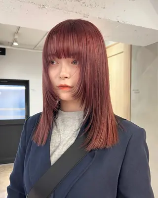 セミロング カラー レイヤーカット/栄/ 顔周り/キトウモエノのヘアスタイル