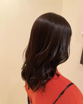 ミディアム カラー 青山 莉奈のヘアスタイル