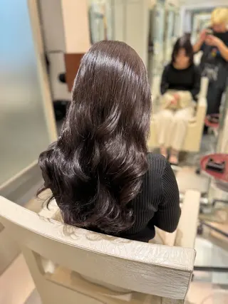 ロング パーマ コテ巻き風パーマ/ キミシマカイトのヘアスタイル