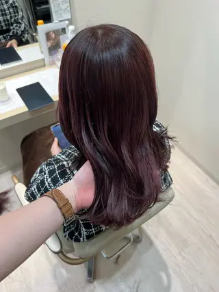 セミロング mina .のヘアスタイル