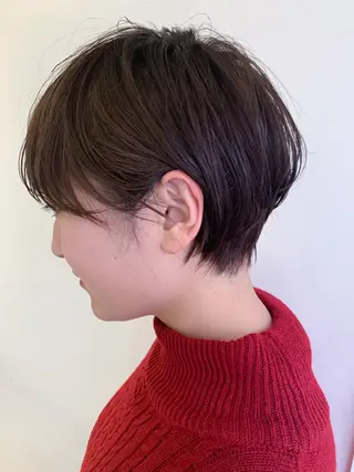 ショート nuu所属・💜ショート💜 ウルフ、ボブ二色亜美のヘアスタイル