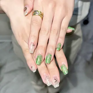 ネイル LAUR Natsukiのネイルデザイン