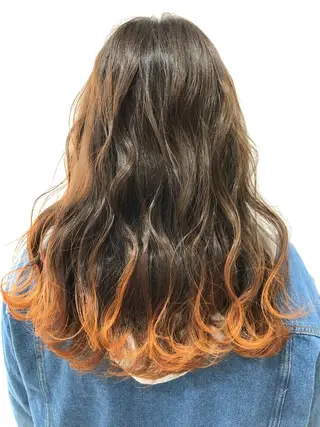 ロング カラー 白髪女性専門店竹内 涼乃のヘアスタイル