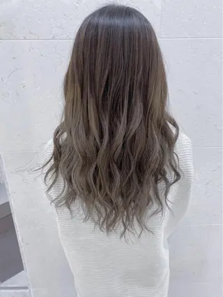 セミロング カラー shanti 渡辺新也✂️のヘアスタイル