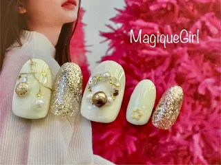 ネイル Magique パリ 専門店🎀のネイルデザイン