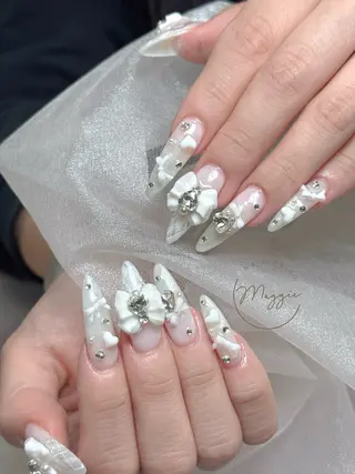 ネイル Maggie Nail🦩のネイルデザイン