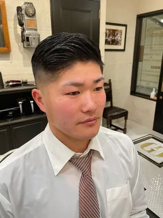 ショート ヒロ銀座大阪店 💈ナオヤ💈のヘアスタイル