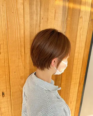 ミディアム MADRAS stylistのヘアスタイル